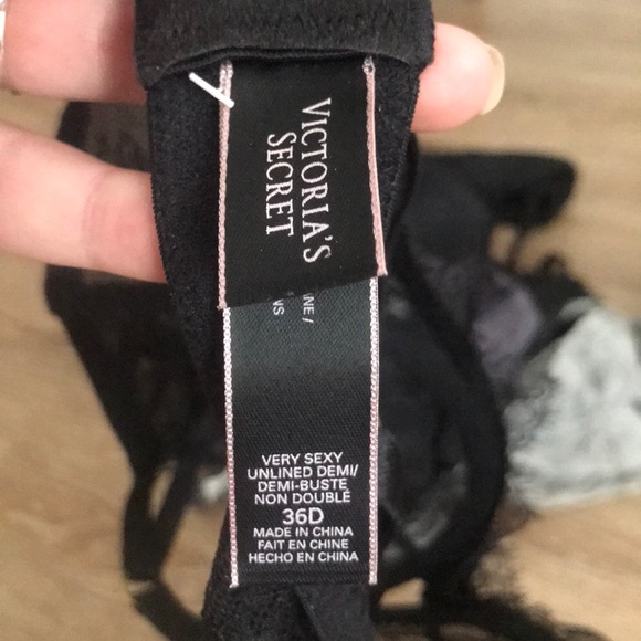 VS - Very sexy unlined Demi - Picture 4 of 4